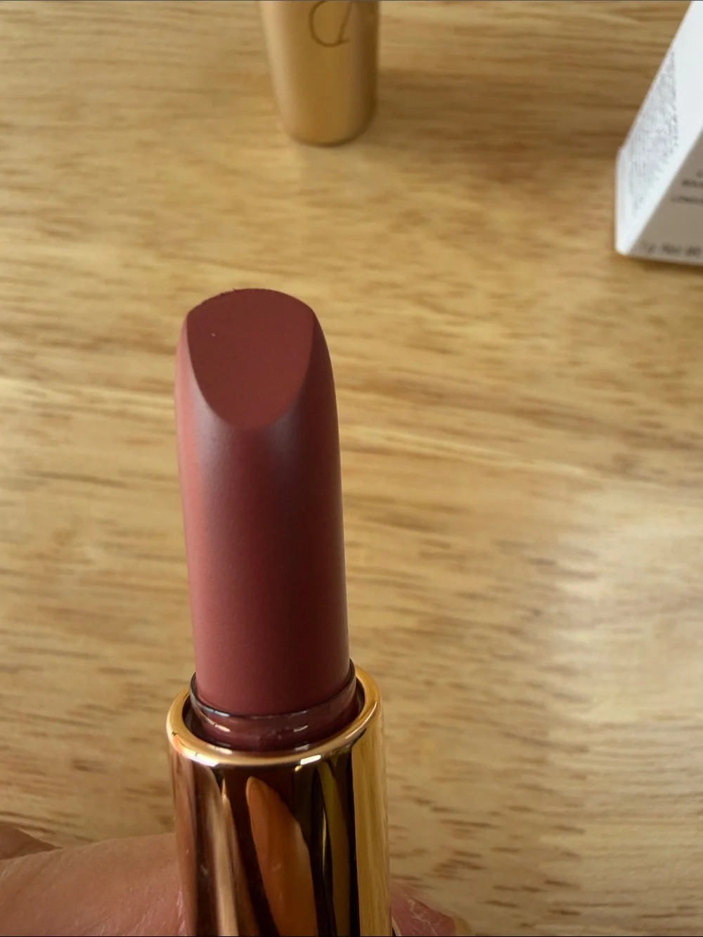 Valentino 134R Mini Spike Matte Lipstick NIB - Picture 3 of 13